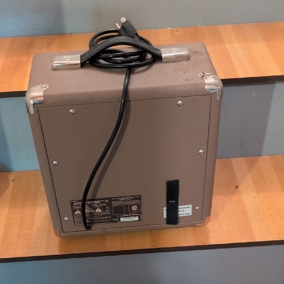 Fender Black and Tan Portable Audio Amplifier with Microphone - Picture 2 of 3